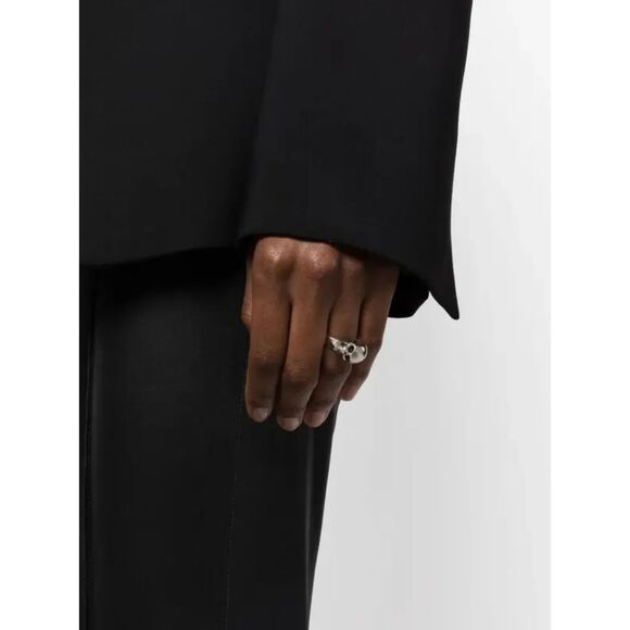 ALEXANDER MCQUEEN Jewelry Mens Size 10 / 21 Ring Silver Side Skull $290 - Picture 2 of 6